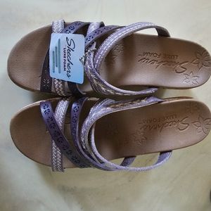 SKECHERS Cali Beverlee Tiger Posse Women's Sandals in size 8